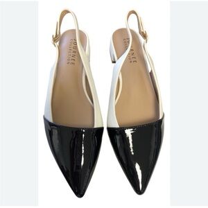 Journee Collection flats!  Beautiful!​​​